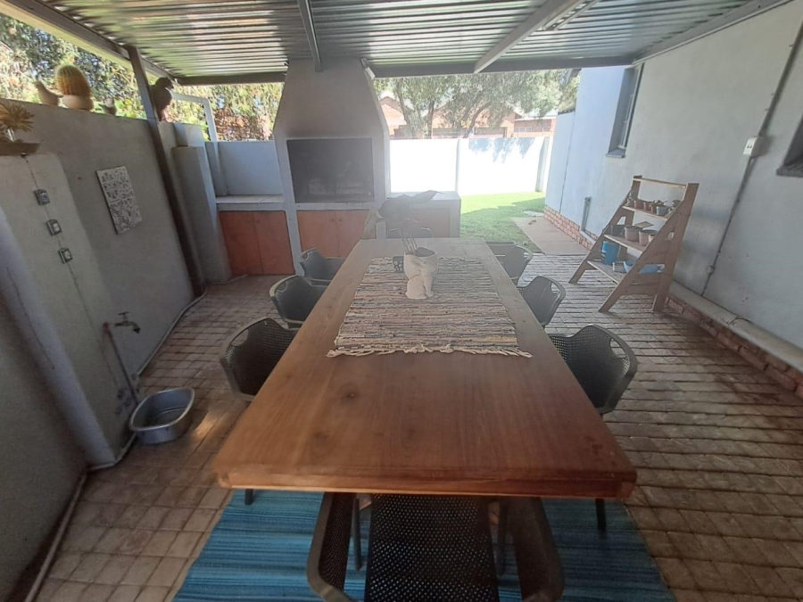 3 Bedroom Property for Sale in Roylglen Northern Cape